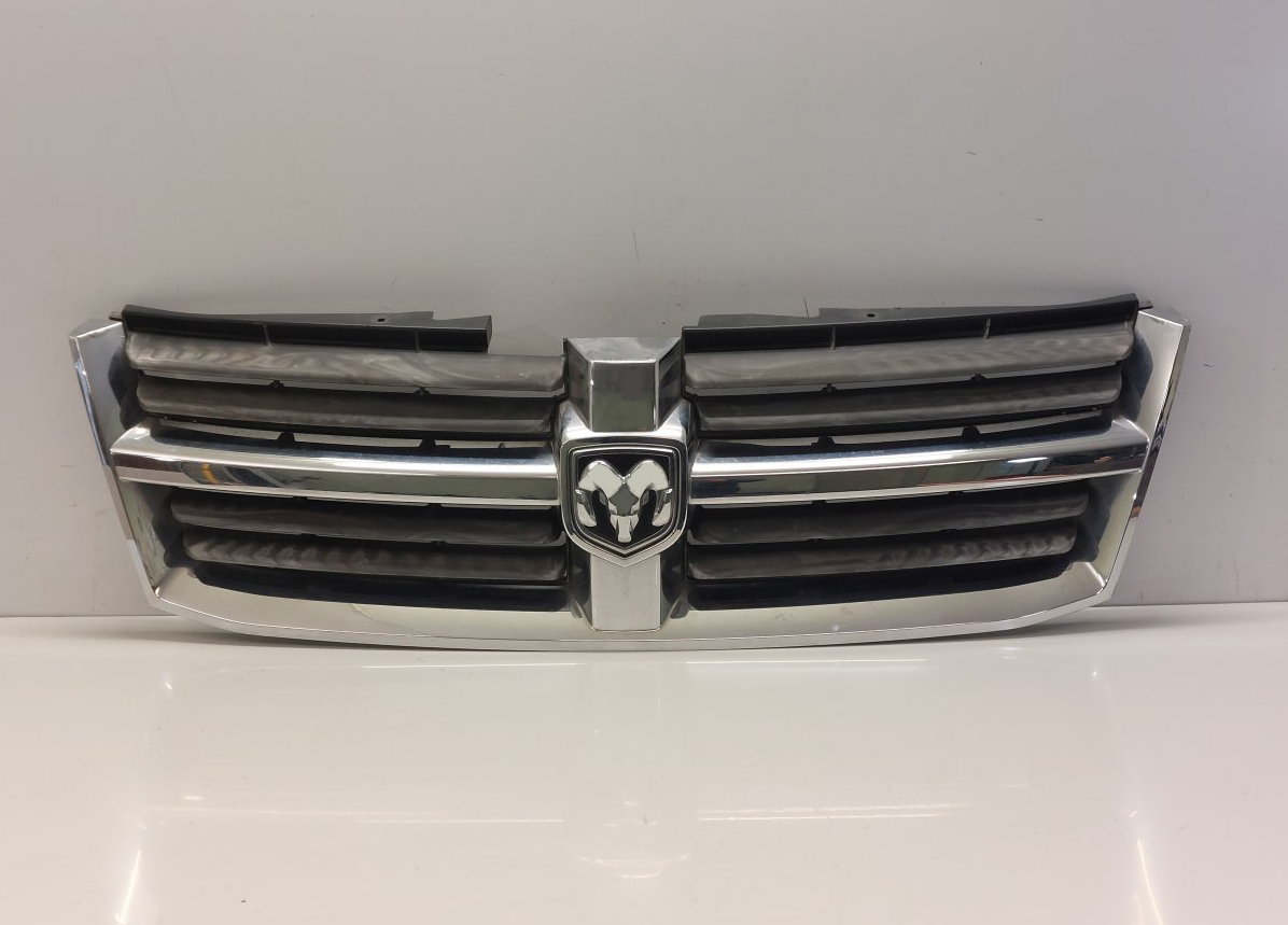 Dodge Caravan Radiator Grille 05113126AA 05113151AA Radiator Grille DODGE CAR...