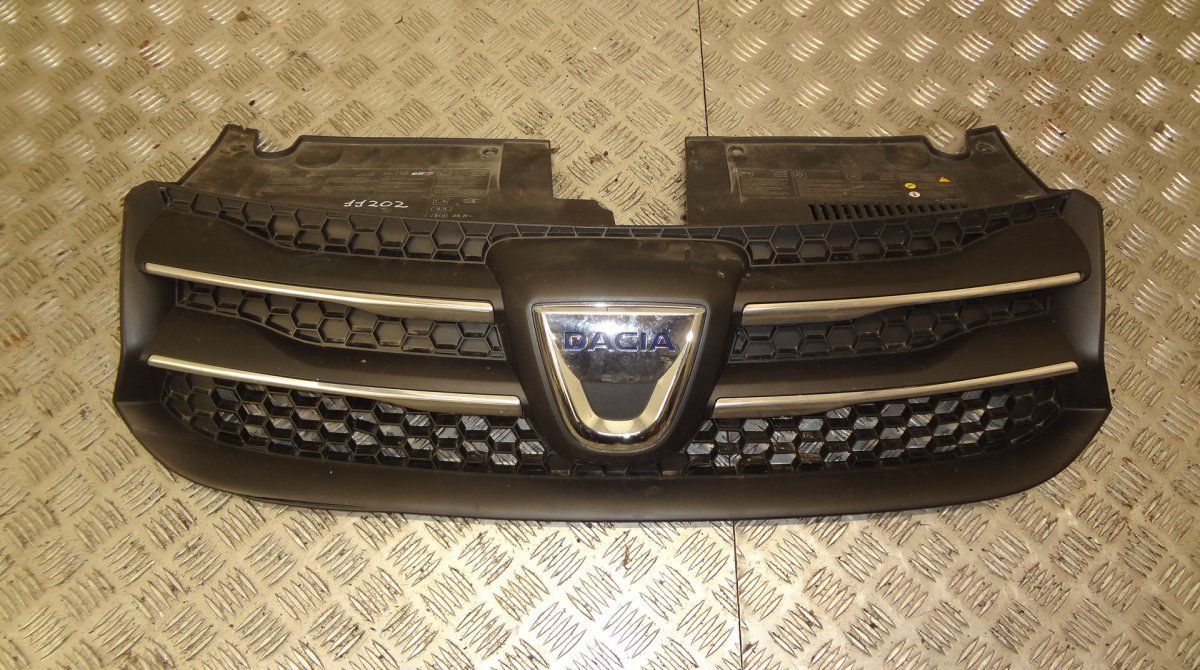 Radiator Grille DACIA LOGAN II (2012-2020)