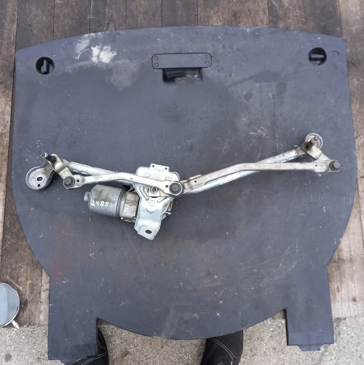 Mercedes-Benz GLK (X204) Wiper linkage / mechanism A2048201340 Wiper linkage / mechanism MERCEDES-...