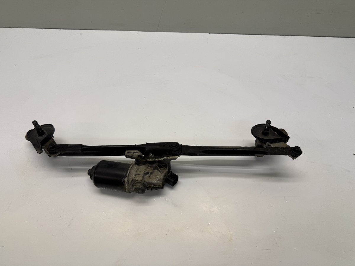 Kia Sorento Wiper linkage / mechanism 981102P000 Wiper linkage / mechanism KIA SORENT...