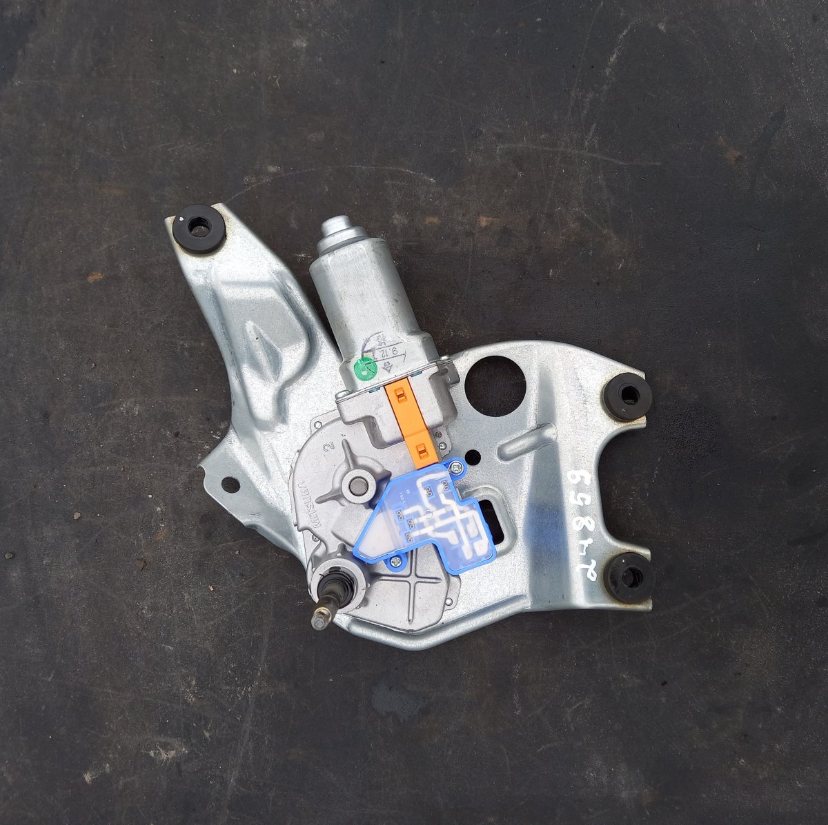Subaru Legacy Wiper Motor bootlid / tailgate 86510-AJ080 86510AJ080 86510-AJ081 86510AJ081 W...