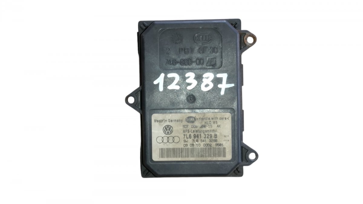 Skoda Superb (3T) Xenon control unit right 5DF009368-15 5DF00936815 Xenon control unit rig...