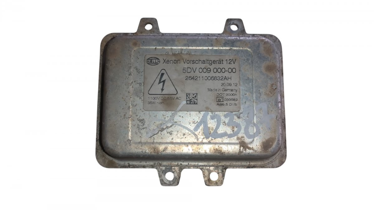 Skoda Superb (3T) Xenon control unit left 5DV00900000 Xenon control unit left SKODA SUPER...