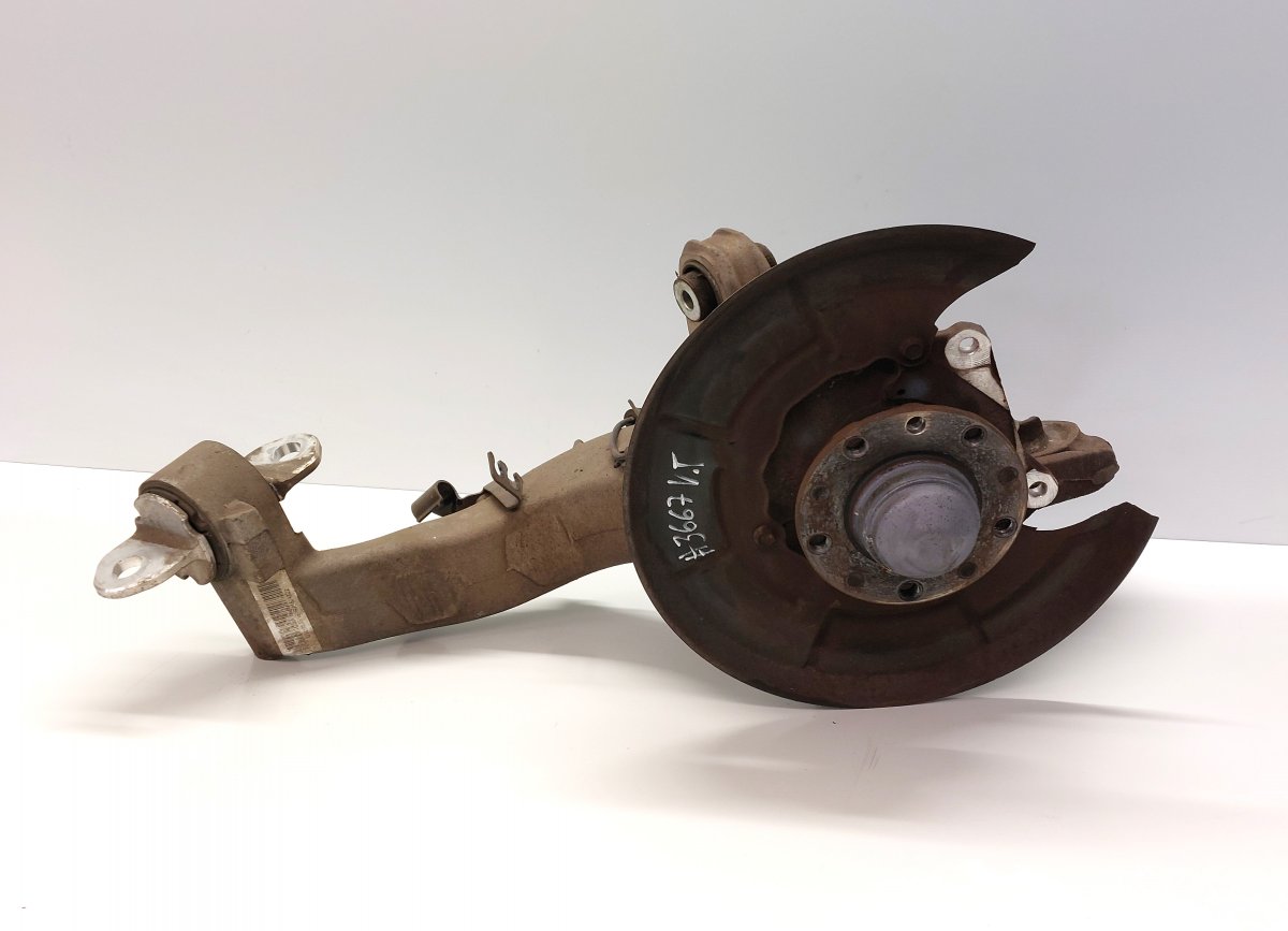 Alfa-Romeo Giulietta (940) Wheel bearing housing rear left 50517099 Wheel bearing housing rear left ALFA R...