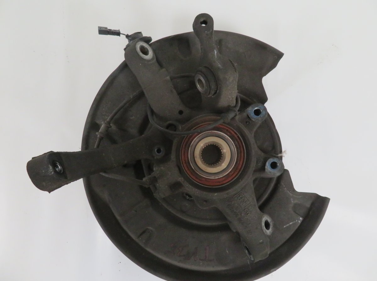 Mercedes-Benz C (W203) Wheel bearing housing rear left A2203508308 A2203508908 A2203570805 Wheel beari...
