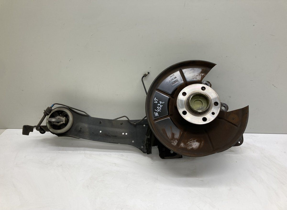 31476210 Wheel bearing housing rear left VOLVO XC60 I (2008-2017)