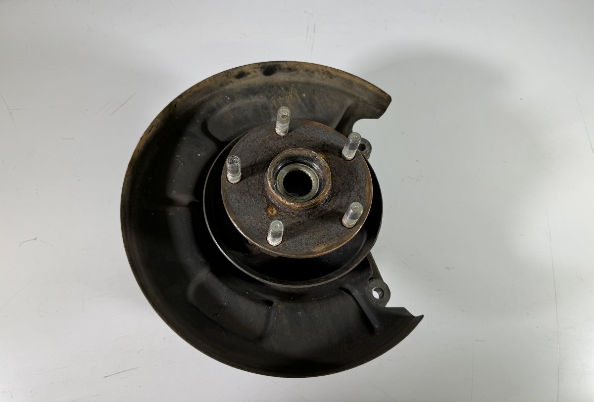 Subaru Levorg Wheel bearing housing rear right 28411VA000 Wheel bearing housing rear right SUB...