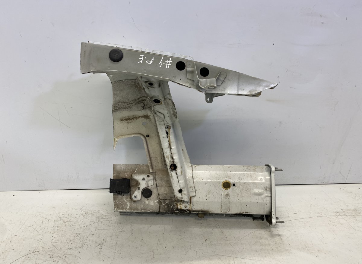 BMW 3 (E90 / E91 / E92 / E93) Wheel Housing + Side Member Front Right 41147135609 Wheel Housing + Side Member Front R...