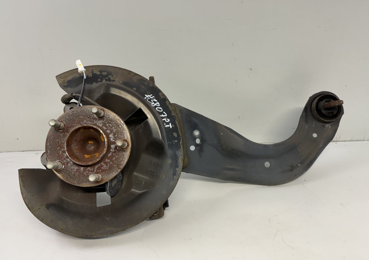 Mazda 3 (BM / BN) Wheel bearing housing rear right B45A-26-11X B45A-28-200 B45A2611X B45A28200 Whe...