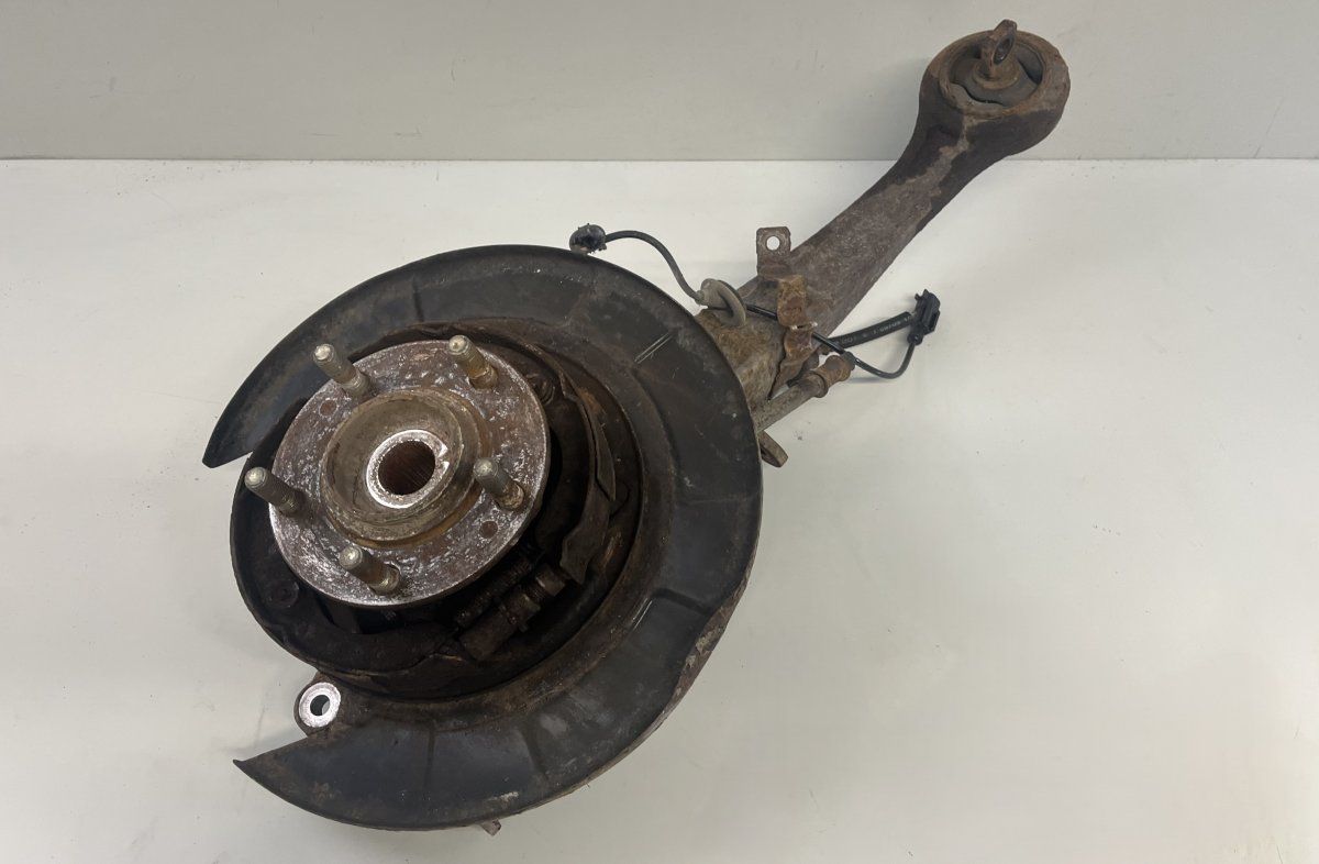 5175EF Wheel bearing housing rear right PEUGEOT 4007 (GP) (2007-2012)