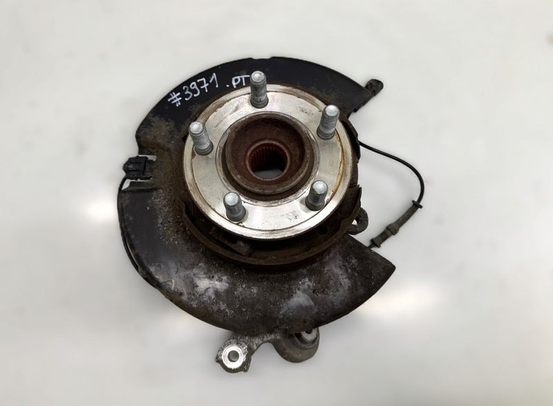 68089312AB Wheel bearing housing rear right CHRYSLER 300C II (2010-2023)
