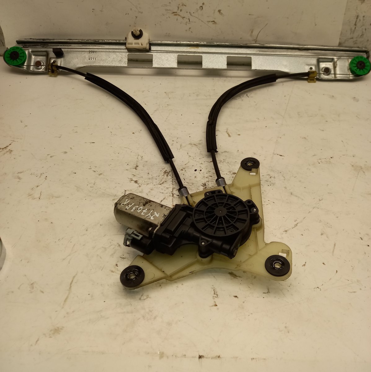 Renault Master Window Regulator Compl. front right Window Regulator Compl. front right RENAULT MAS...