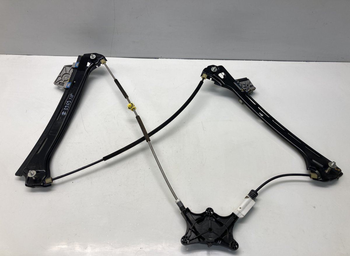 Mercedes-Benz C (W204) Window Regulator mechanism front left A2077200146 961891100 Window Regulator mechanis...