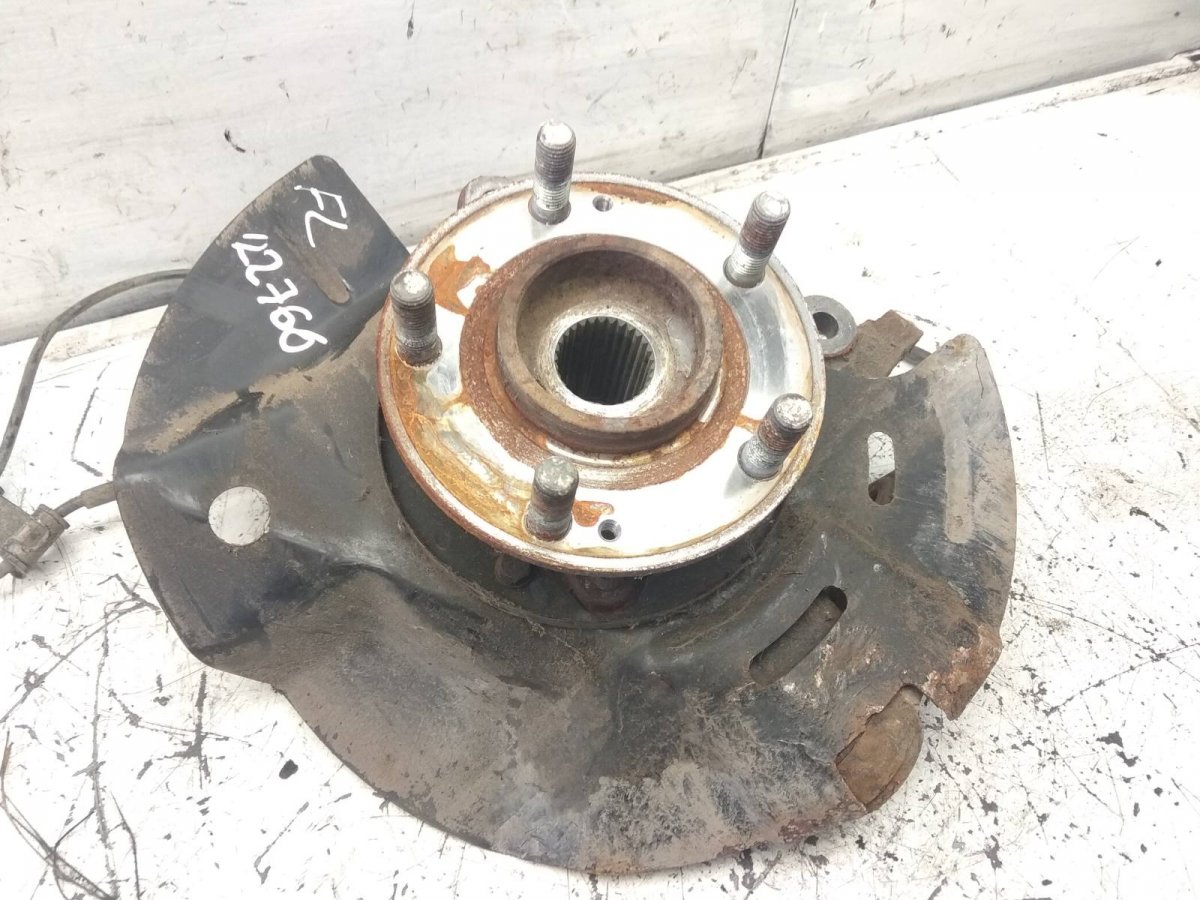 Kia Sorento Wheel bearing housing front left Wheel bearing housing front left KIA SORENTO II...