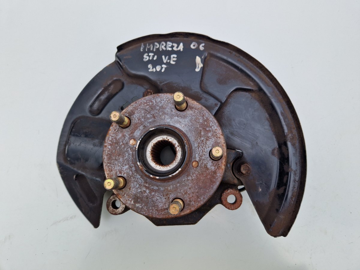 Subaru Impreza Wheel bearing housing front left 28313FE070 28313FE071 Wheel bearing housing fro...
