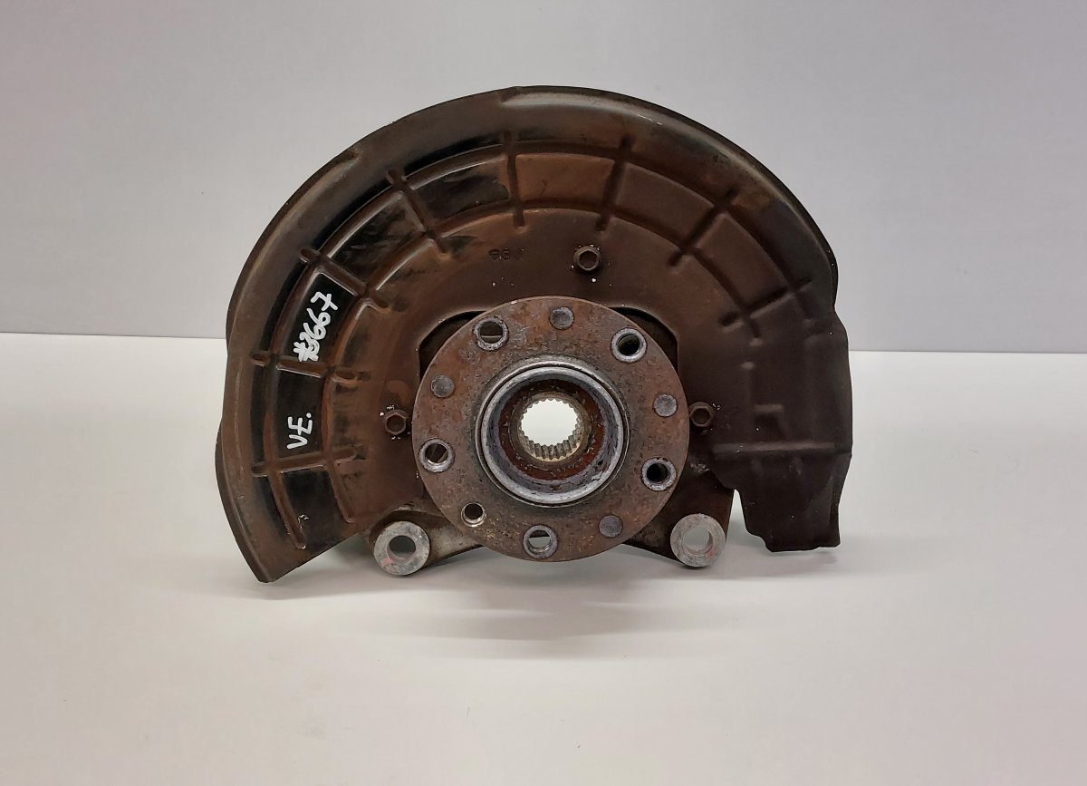 Alfa-Romeo Giulietta (940) Wheel bearing housing front left 50514553 28A32205 Wheel bearing housing front l...