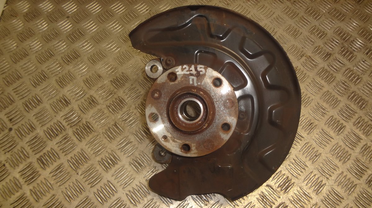 Skoda Octavia Wheel bearing housing front left Wheel bearing housing front left SKODA OCTAVIA ...