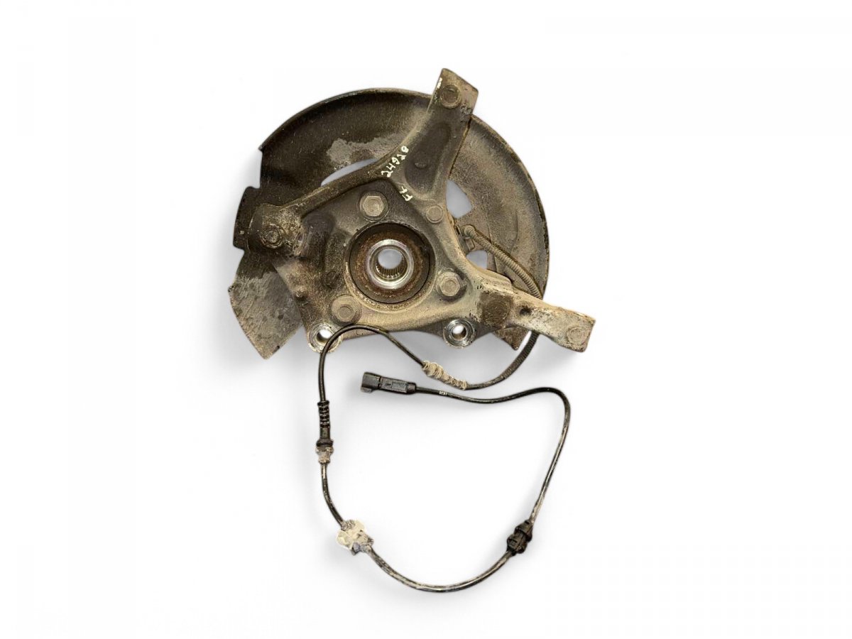 Opel Astra (K) Wheel bearing housing front left 39030299 Wheel bearing housing front left OPEL ...