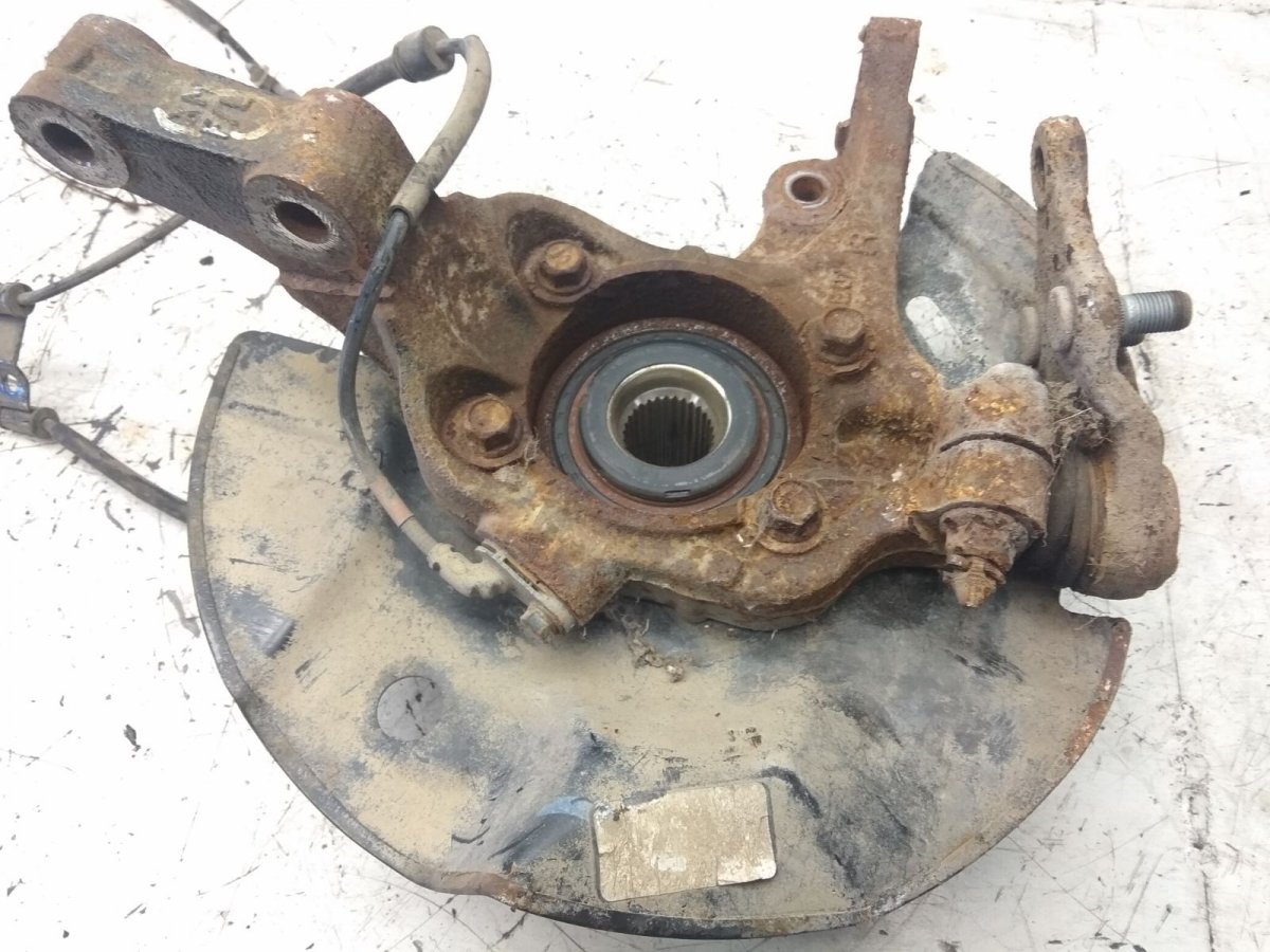 Kia Sorento Wheel bearing housing front right Wheel bearing housing front right KIA SORENTO I...