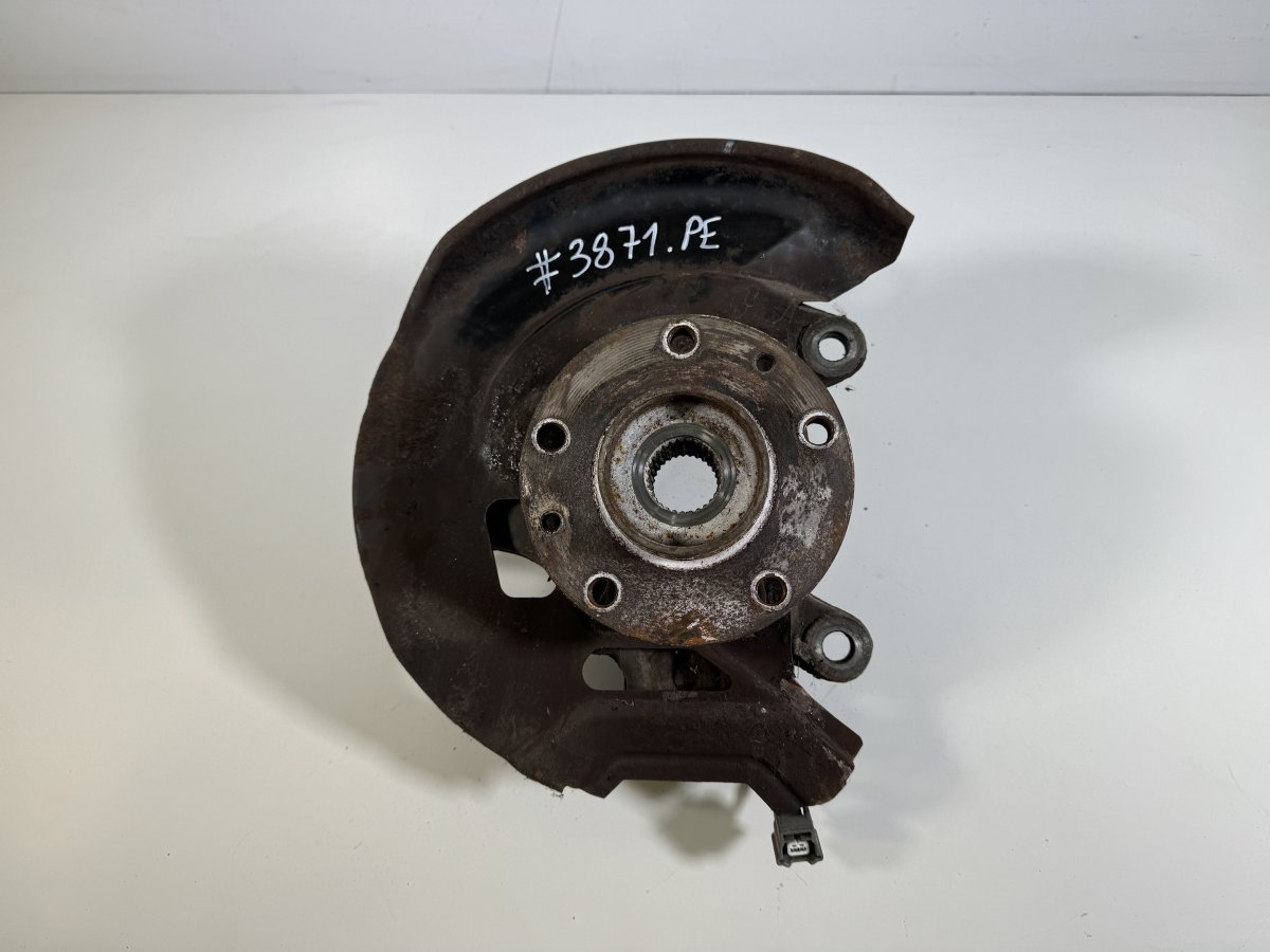 Nissan Qashqai (J11) Wheel bearing housing front right 400144EA0A Wheel bearing housing front right NI...