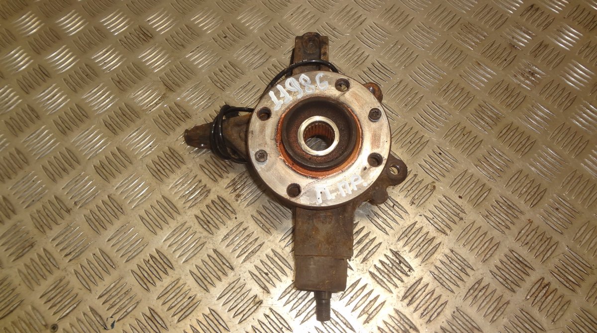 Citroen Berlingo Wheel bearing housing front right Wheel bearing housing front right CITROËN BERLI...