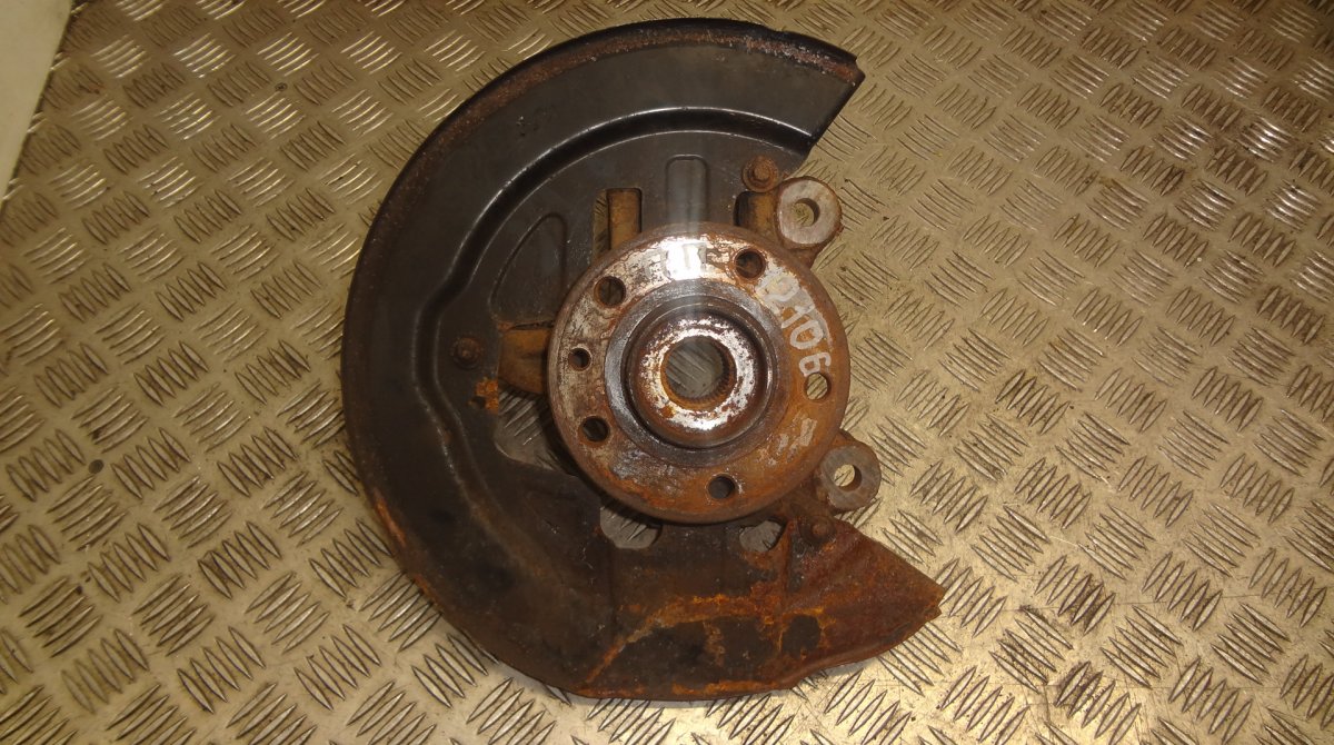Volvo XC60 Wheel bearing housing front right Wheel bearing housing front right VOLVO XC60 I ...