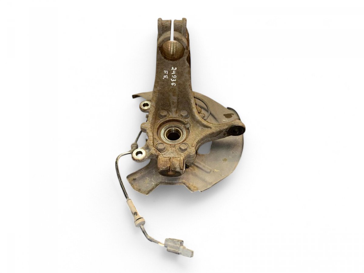 Nissan X-Trail / Rogue Wheel bearing housing front right 400144CE0A Wheel bearing housing front right NI...