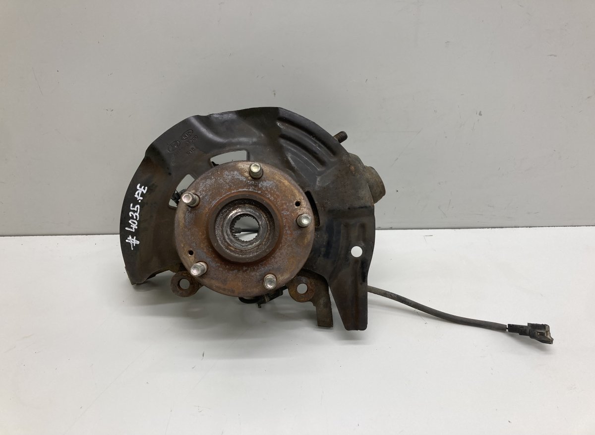 Kia Optima (TF) Wheel bearing housing front right 517162T010 Wheel bearing housing front right KI...