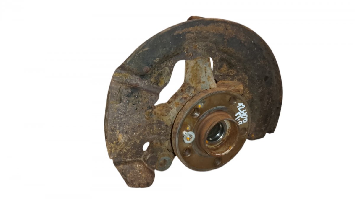 Volvo V70 Wheel bearing housing front right 31451327 Wheel bearing housing front right VOLV...