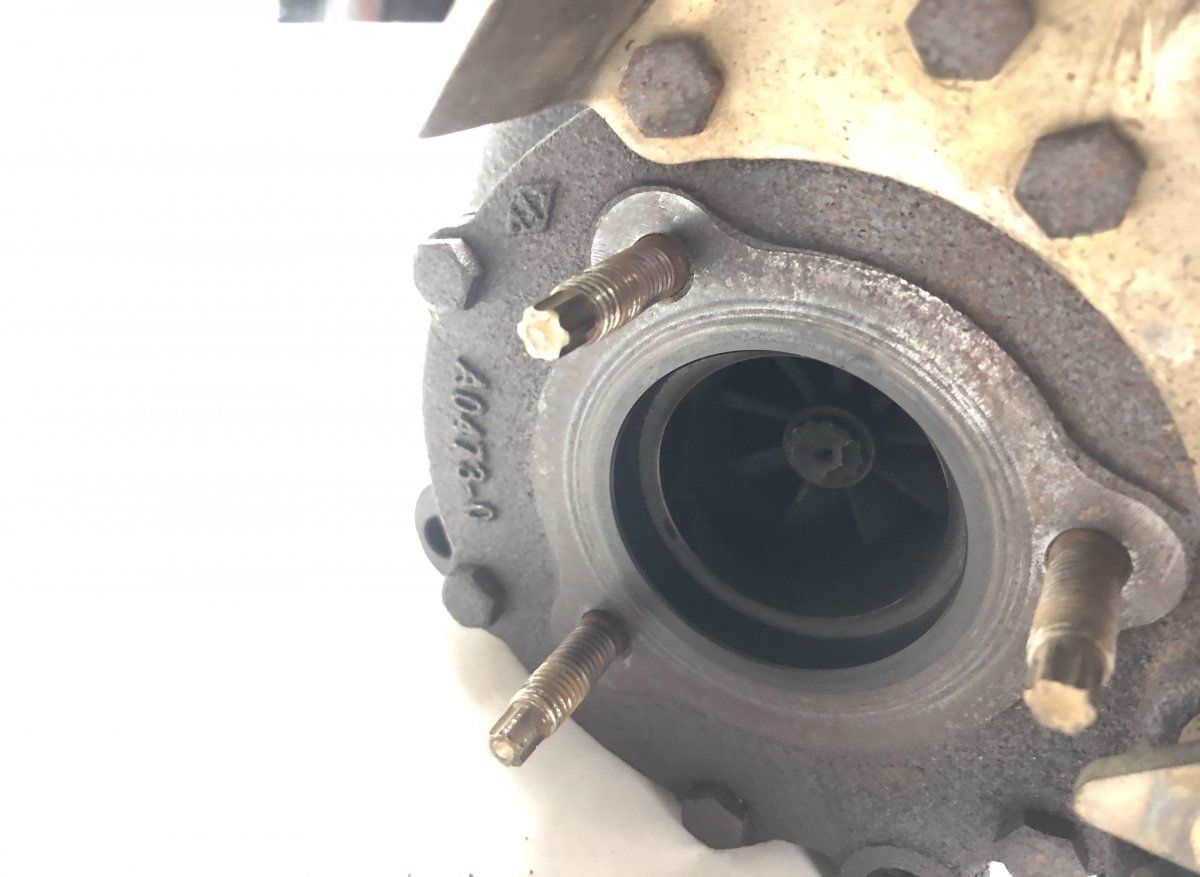 Turbocharger TOYOTA AVENSIS (T250) (2003-2008)