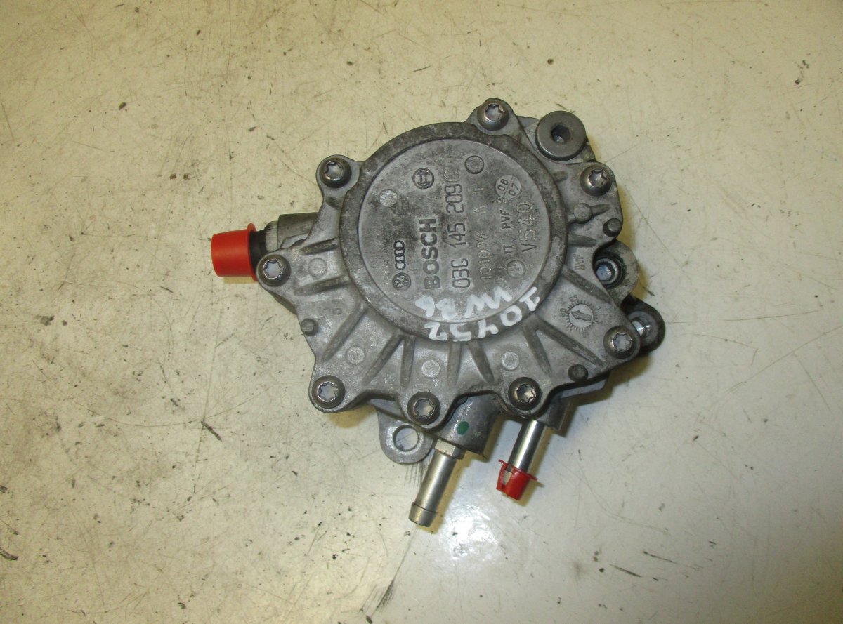 Volkswagen Passat Vacuum Pump, engine Vacuum Pump, engine VW PASSAT B6 (3C) (2005-201...