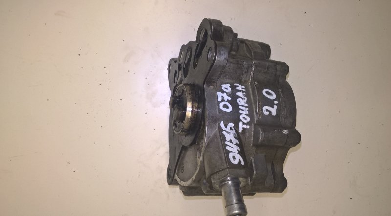 Volkswagen Touran Vacuum Pump, engine Vacuum Pump, engine VW TOURAN (1T1, 1T2) (2003-...