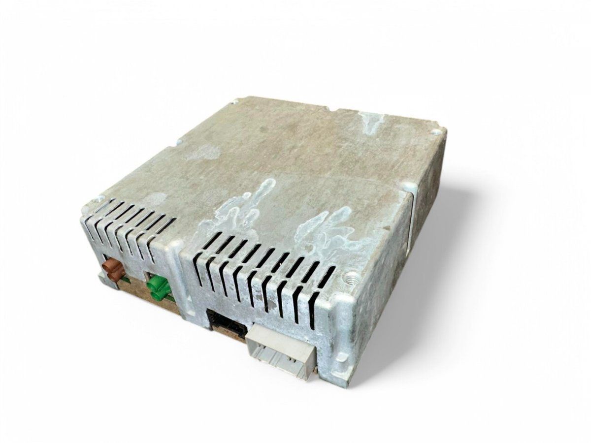XRA500070 UH4219C063BA TV - Receiver (Tuner) LAND ROVER RANGE ROVER III (LM) (2002-2012)