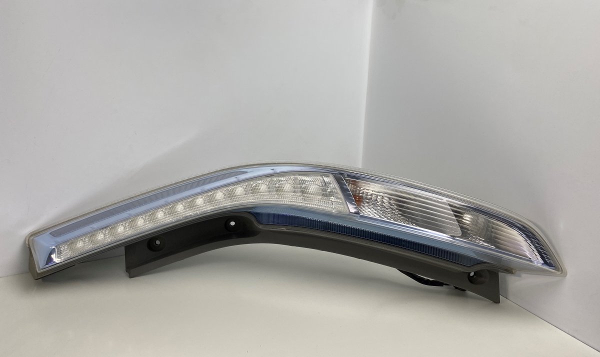 Nissan Leaf Tail light, right 26554-3NA2A Tail light, right NISSAN LEAF I (ZE...