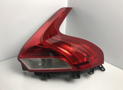 31395845 Światło tylne prawe VOLVO V40 (2012-2019)