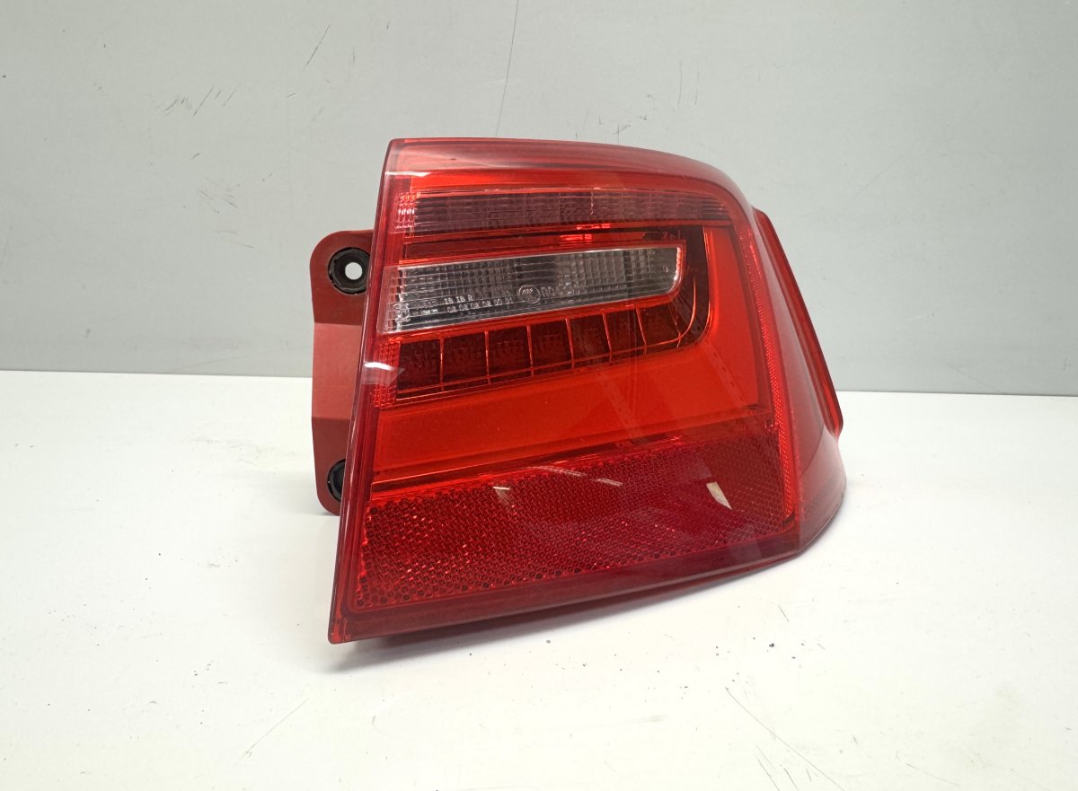 Audi A6 (C7) Tail light, right 4G5945096A 90003851 Tail light, right AUDI A6 /...