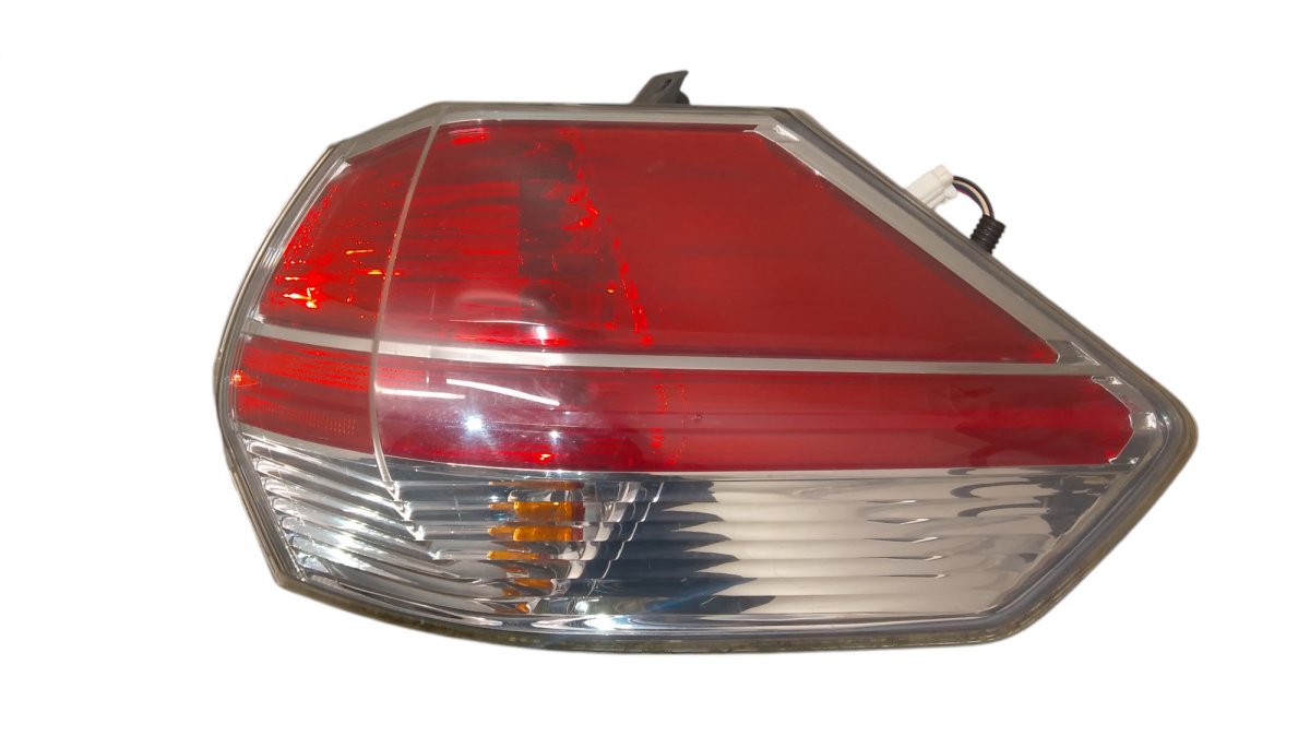 Nissan X-Trail / Rogue Tail light, right 265506FP0A Tail light, right NISSAN X-TRAIL III...