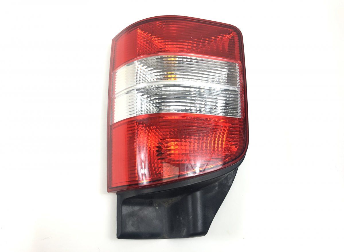 7H0945095L 7H0945096L Tail lights set/kit VW TRANSPORTER T5 / MULTIVAN (7H, 7E, 7J) (2003-2015)