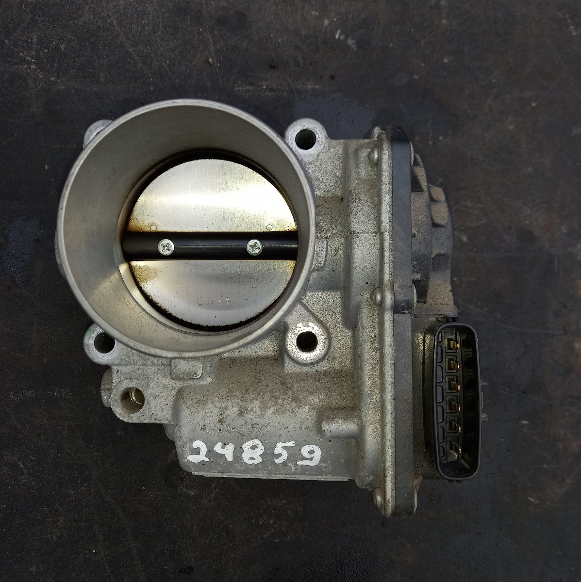 Subaru Legacy Throttle body 16112AA350 Throttle body SUBARU LEGACY V / Outb...