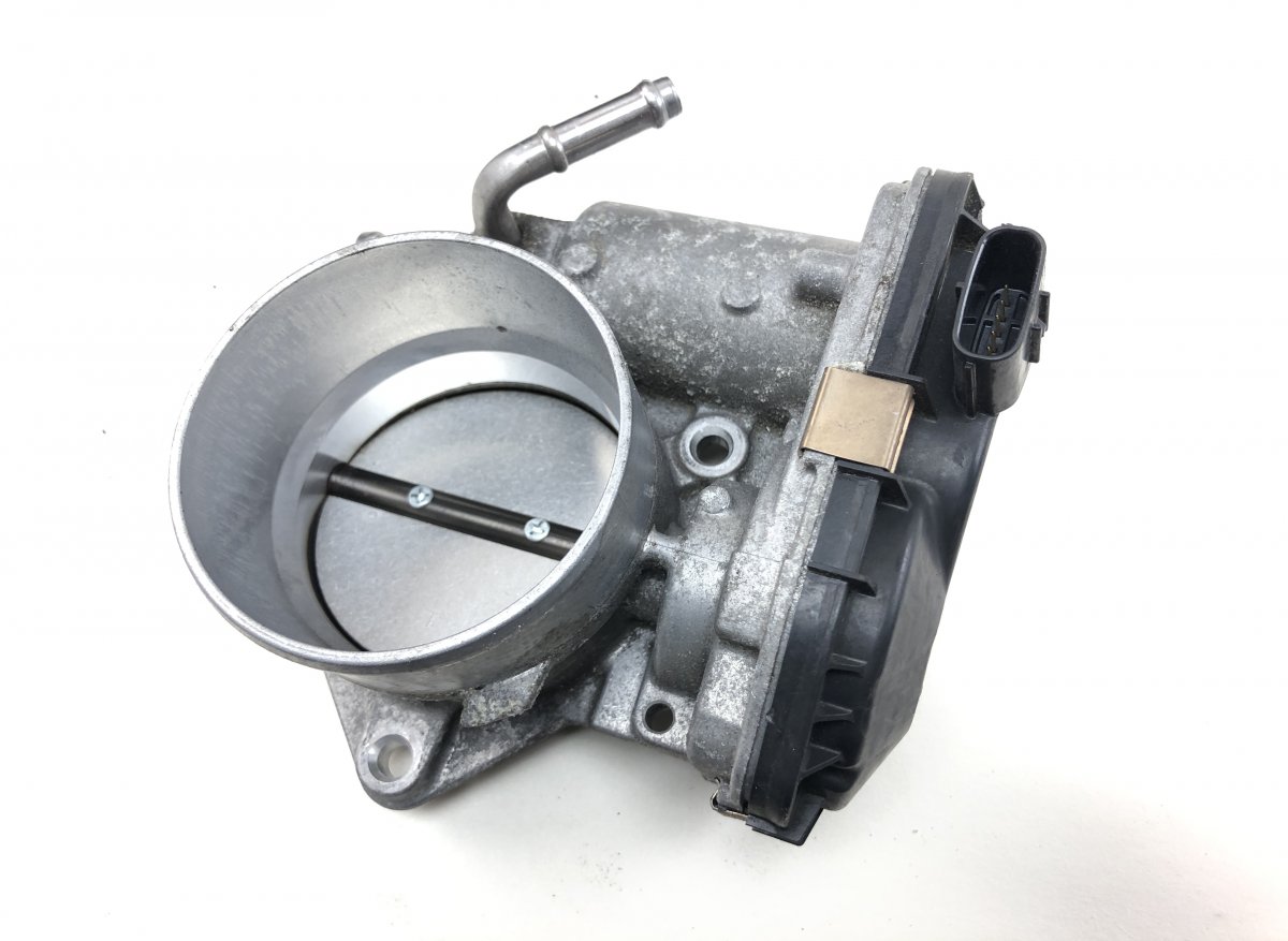 Toyota RAV4 (XA50) Throttle body 2203025020 Throttle body TOYOTA RAV 4 V (XA50) ...