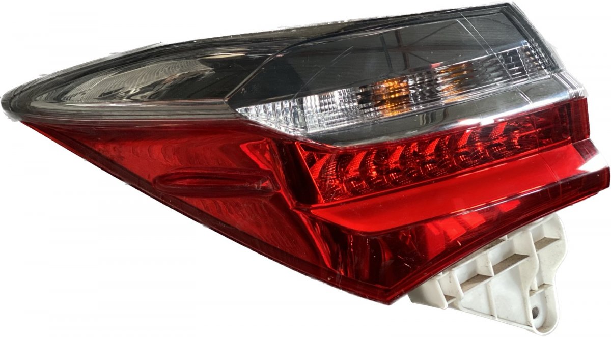 Toyota Corolla tagatuli (vasak) Tail light left TOYOTA COROLLA XI (E170, E180) ...