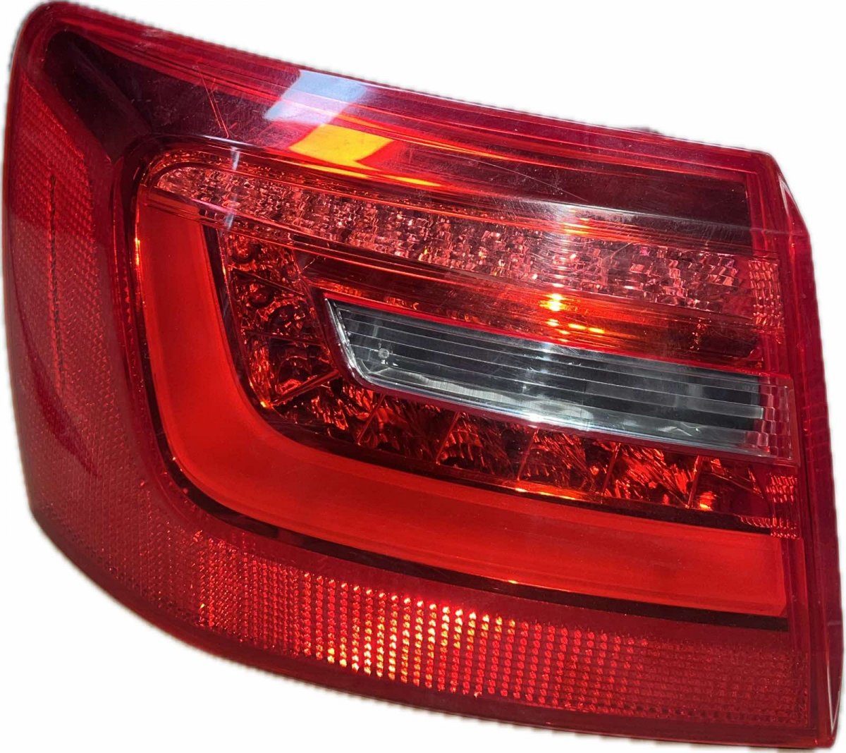 Audi A6 (C7) takavalo (vasen) Tail light left AUDI A6 / A6 ALLROAD (C7, 4G) (...
