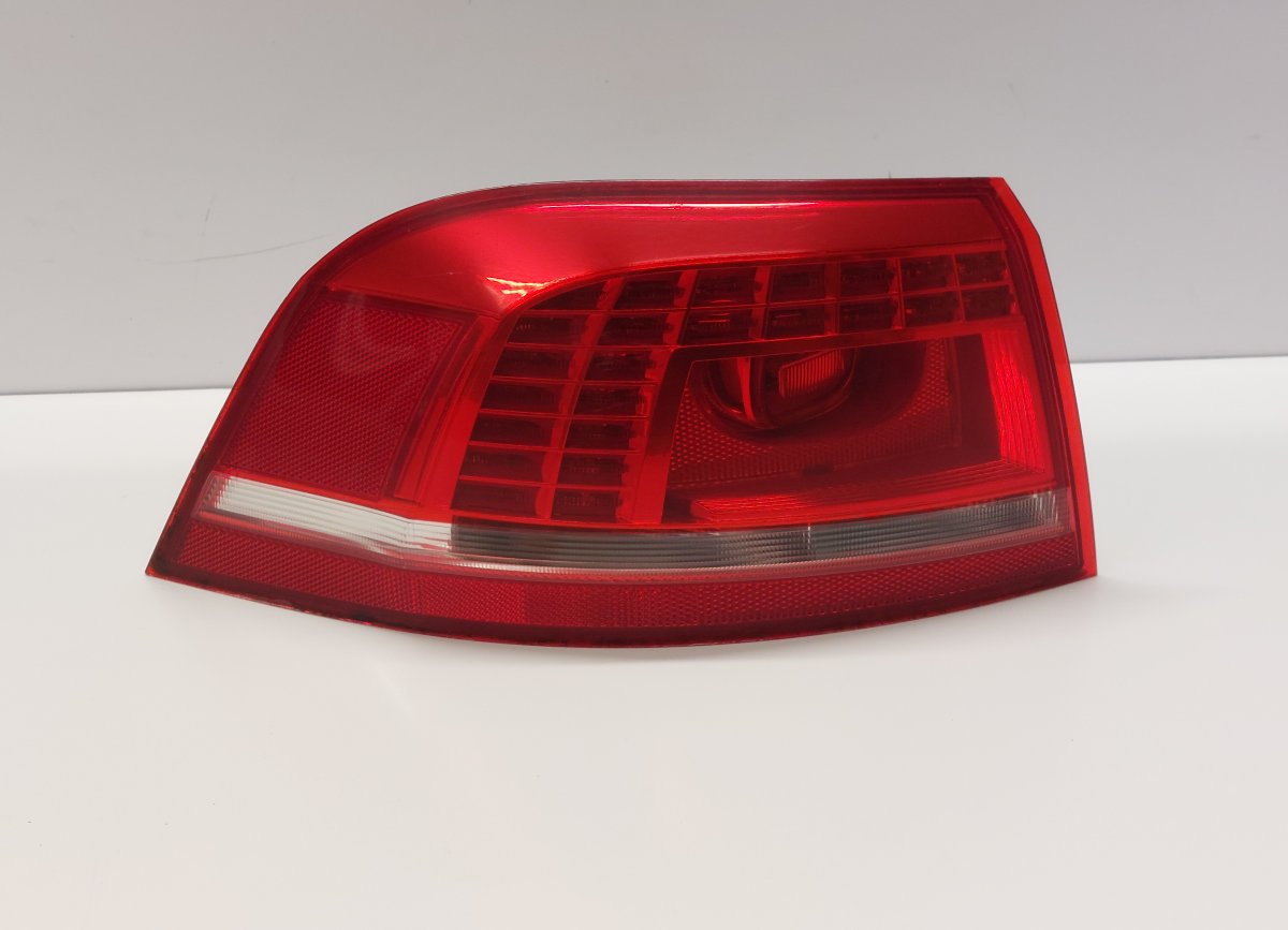 Volkswagen Passat (B7) задняя фара (левая) 3AF945207B Tail light left VW PASSAT B7 / ALLTR...