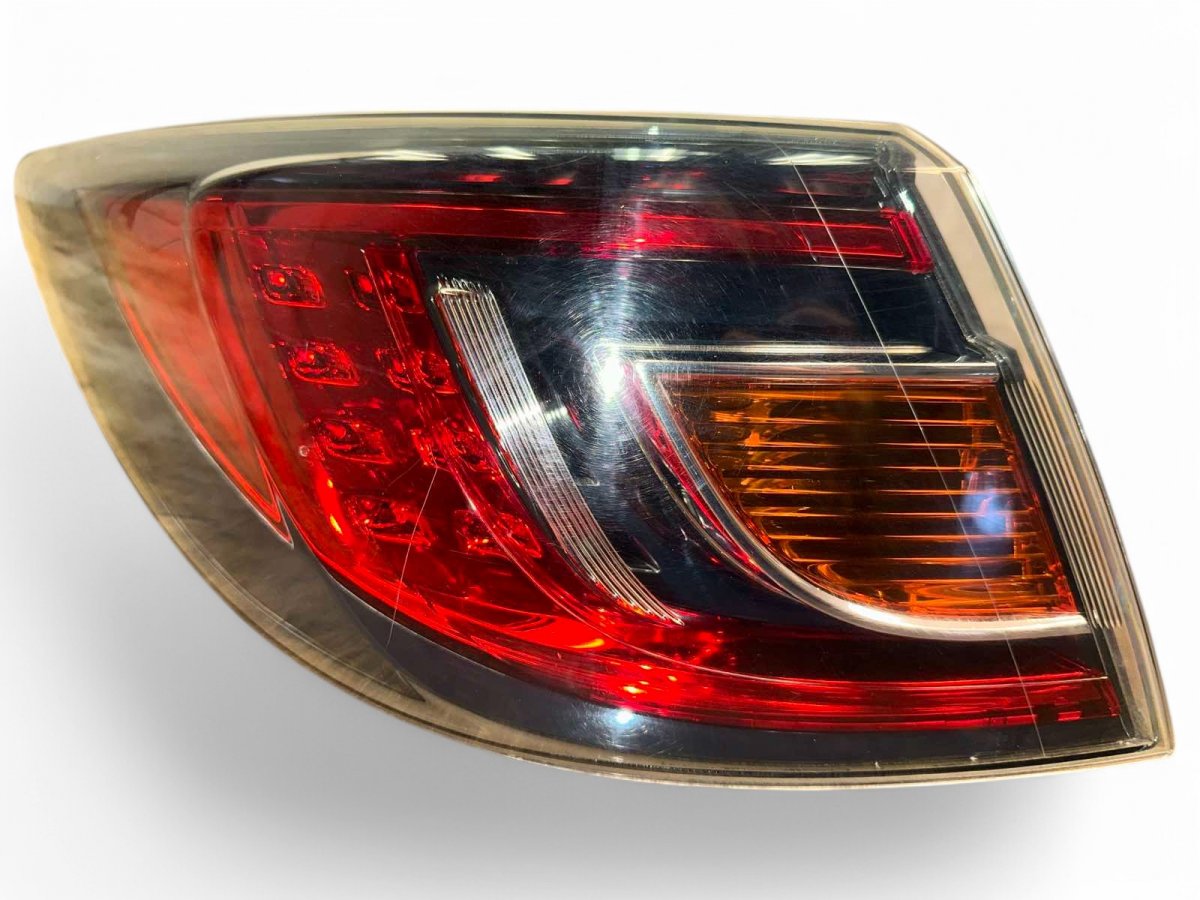 Mazda 6 (GG / GY) tail light left GS1F51160H GS1F51160J Tail light left MAZDA 6 (...