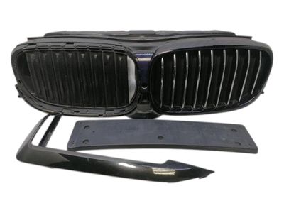 BMW seria 7 G11 Przednia kratka 8091760