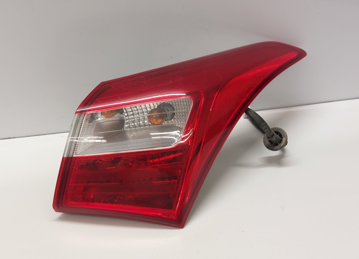Hyundai i30 Tail light, right 92402-A50 92402A50 92402A5020 Tail light, right...