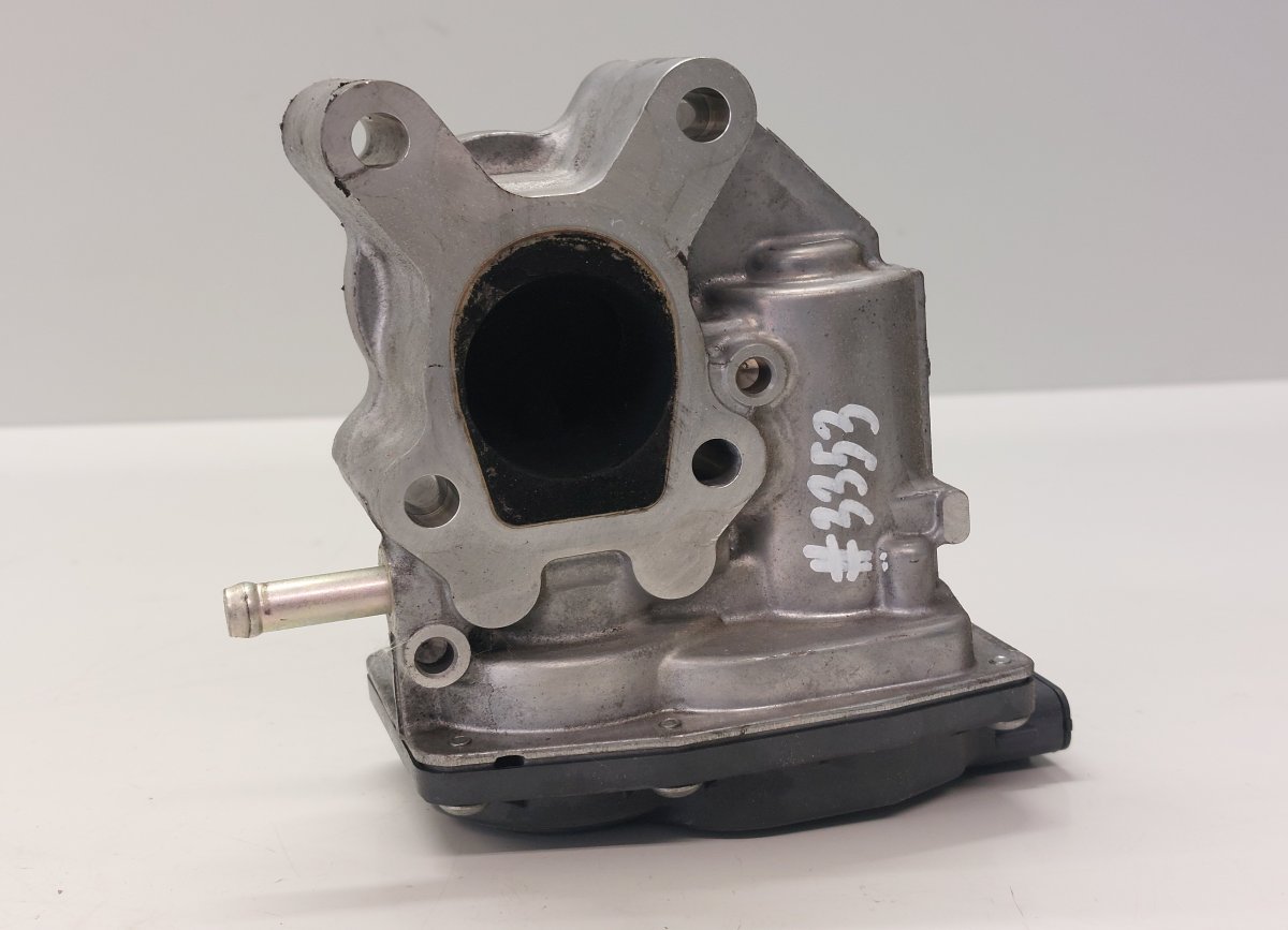 Mazda 6 (GH) Throttle body SH01-20300 SH0120300 Throttle body MAZDA 6 (GJ,...