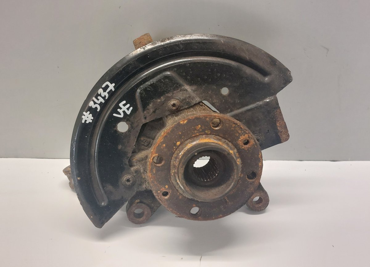 Dacia Lodgy Wheel bearing housing front left 400116210R 8200308650 400150852R Wheel bearing ...