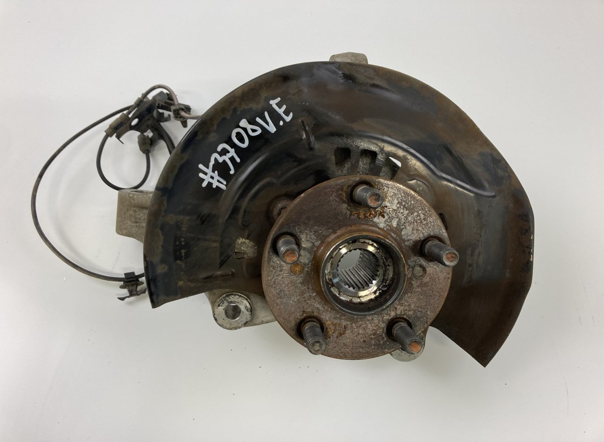 Toyota Prius Wheel bearing housing front left 4320247030 4355047010 Wheel bearing housing fro...