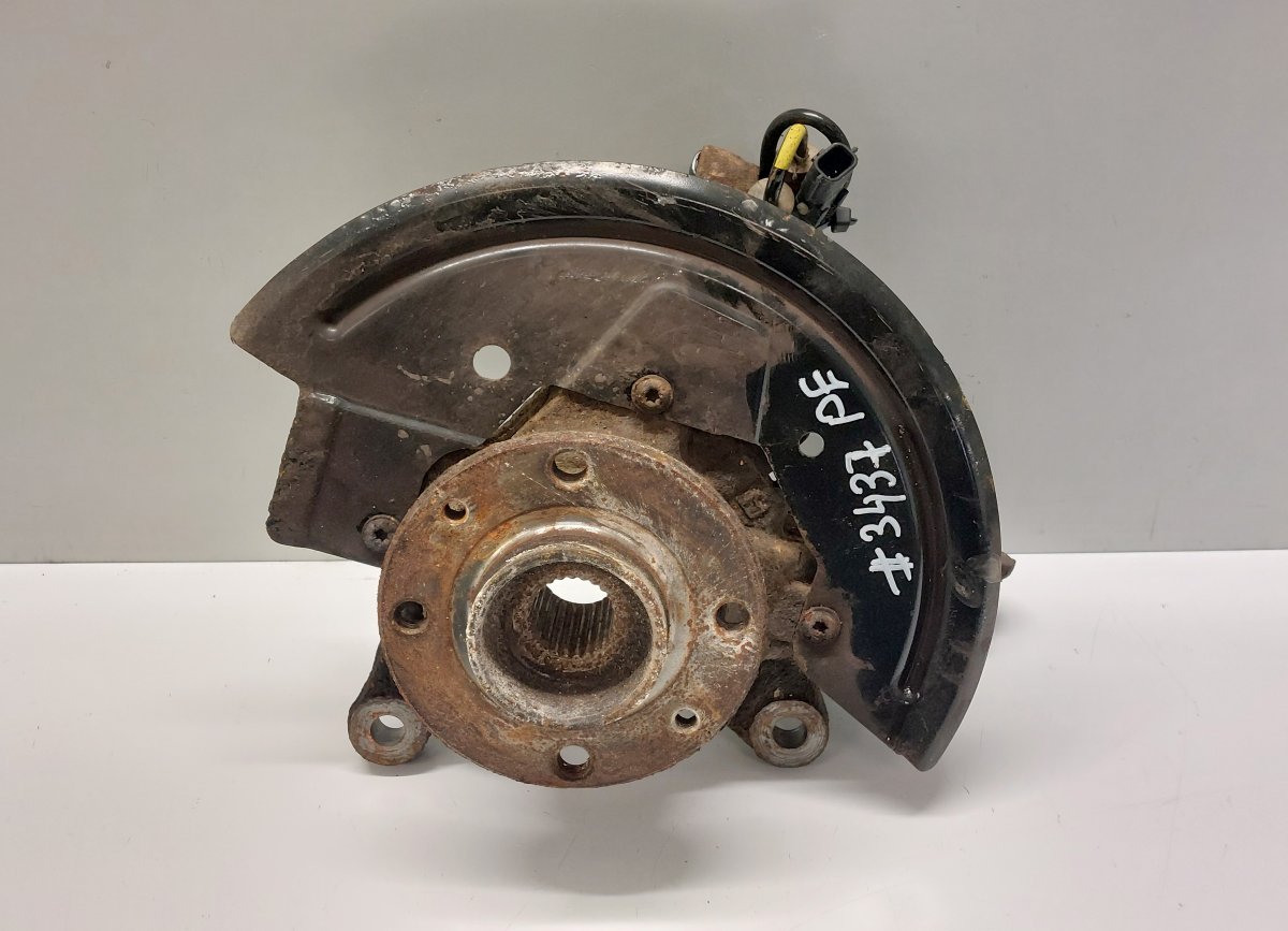 Dacia Lodgy Wheel bearing housing front right 400143629R 400141668R 8200308650 Wheel bearing ...